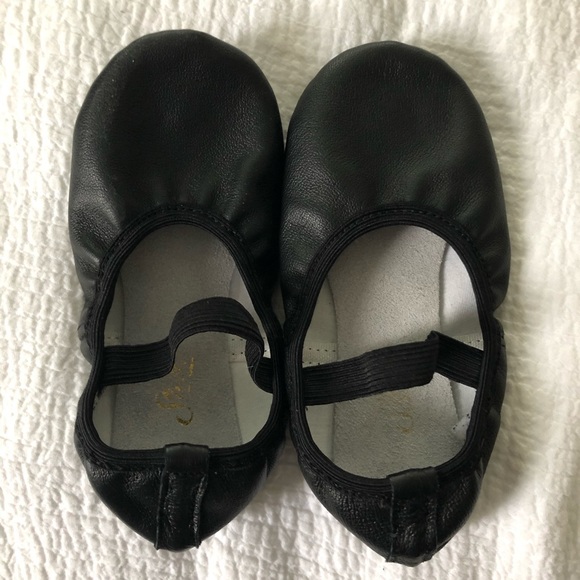 Toddler dance shoes - Picture 3 of 3